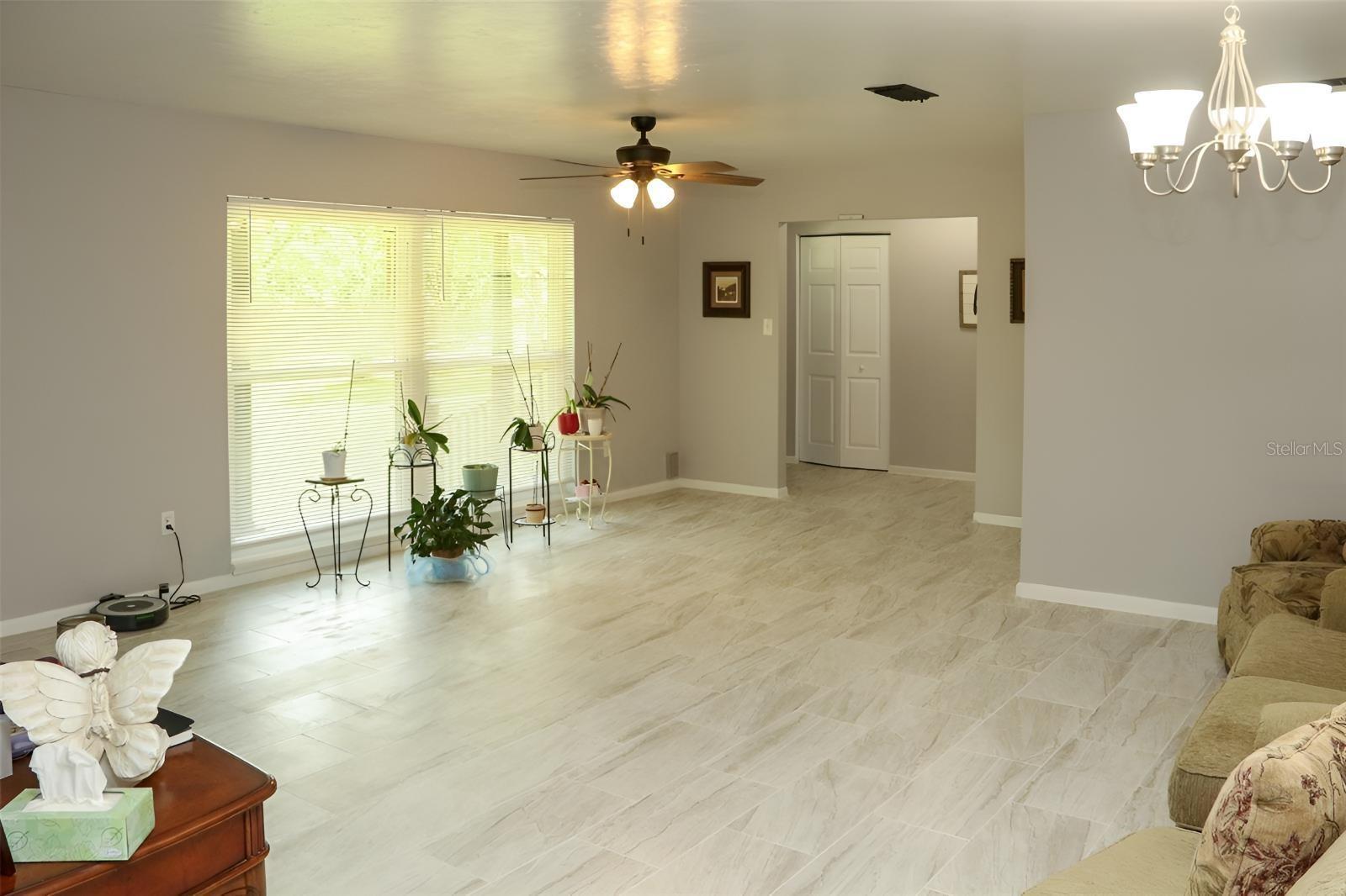 8424 2, Gainesville, FL 32607