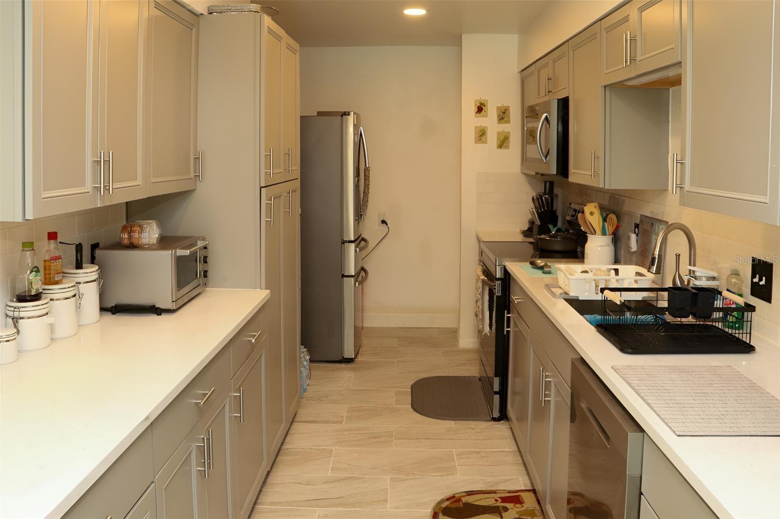 8424 2, Gainesville, FL 32607