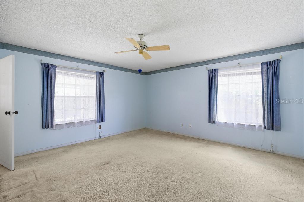 33 Sandra, New Smyrna Beach, FL 32168