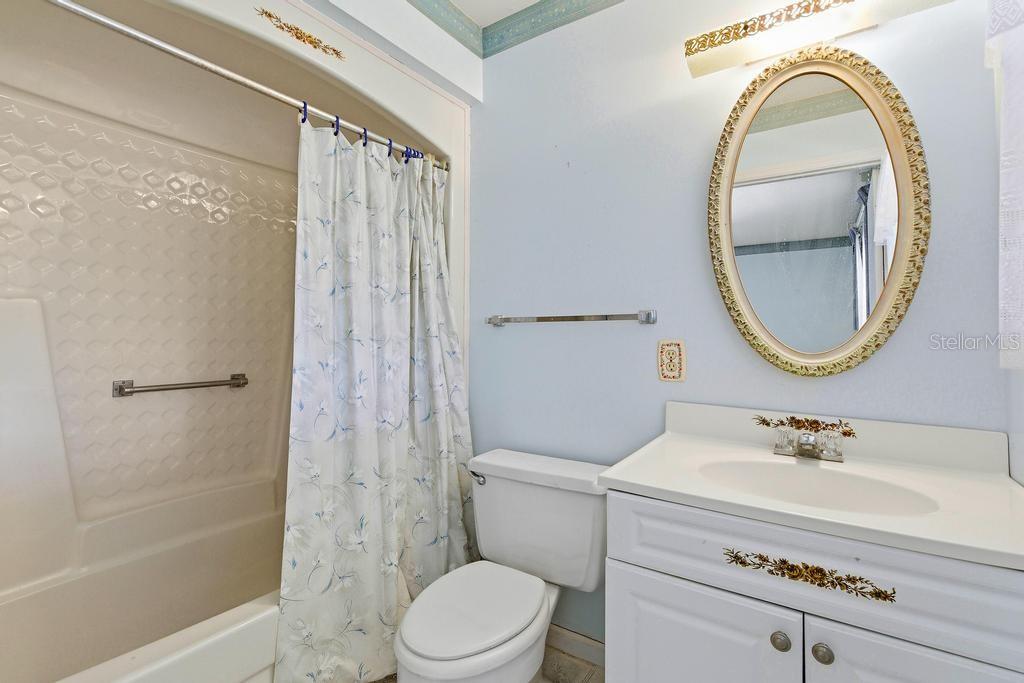 33 Sandra, New Smyrna Beach, FL 32168