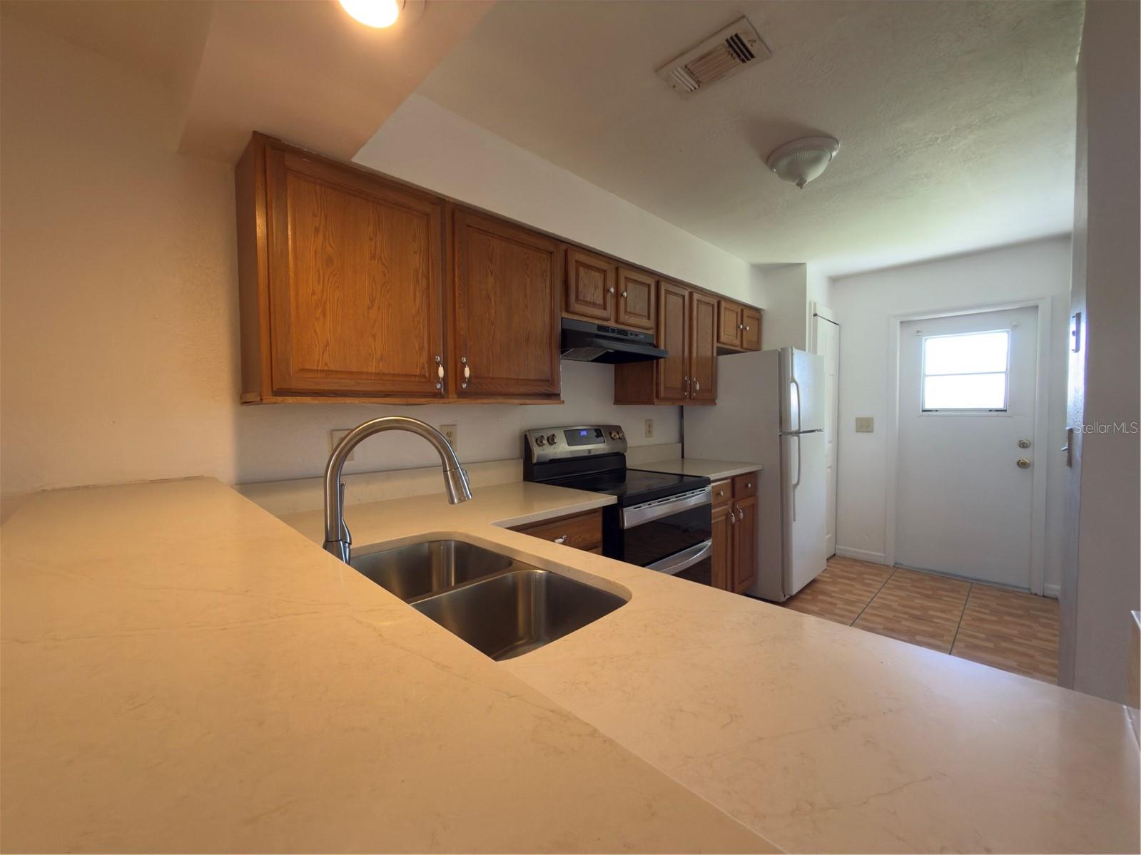 3136 Enclave Ct, Kissimmee, FL 34746