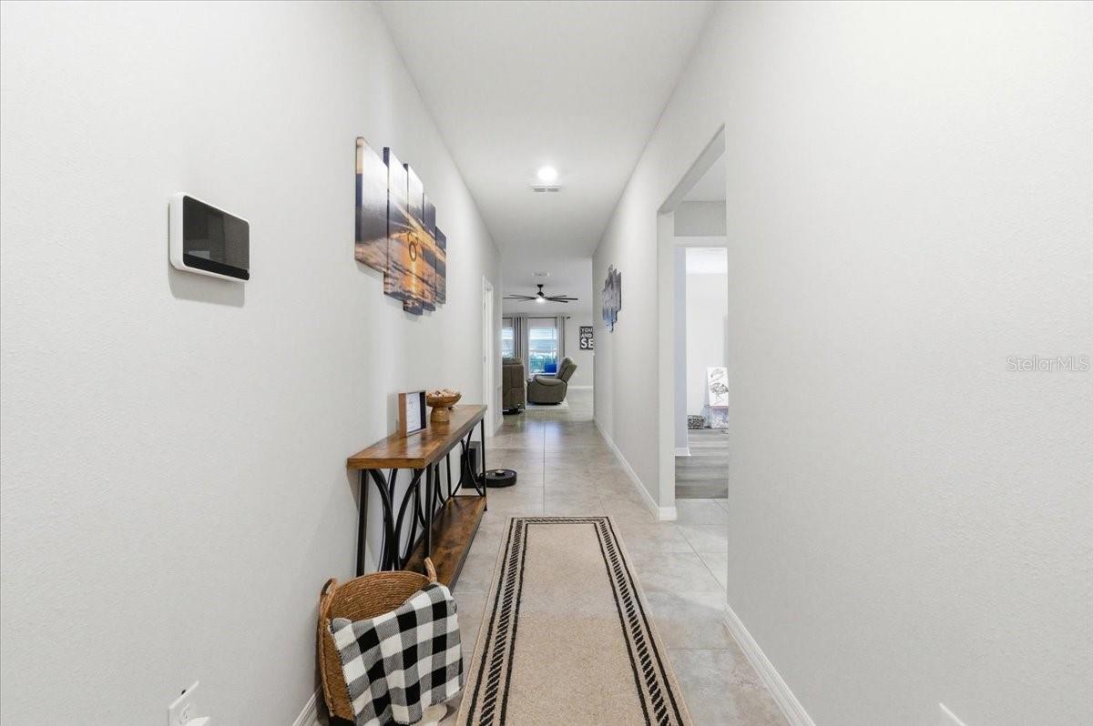 936 Zone Tailed Hawk, Ruskin, FL 33570