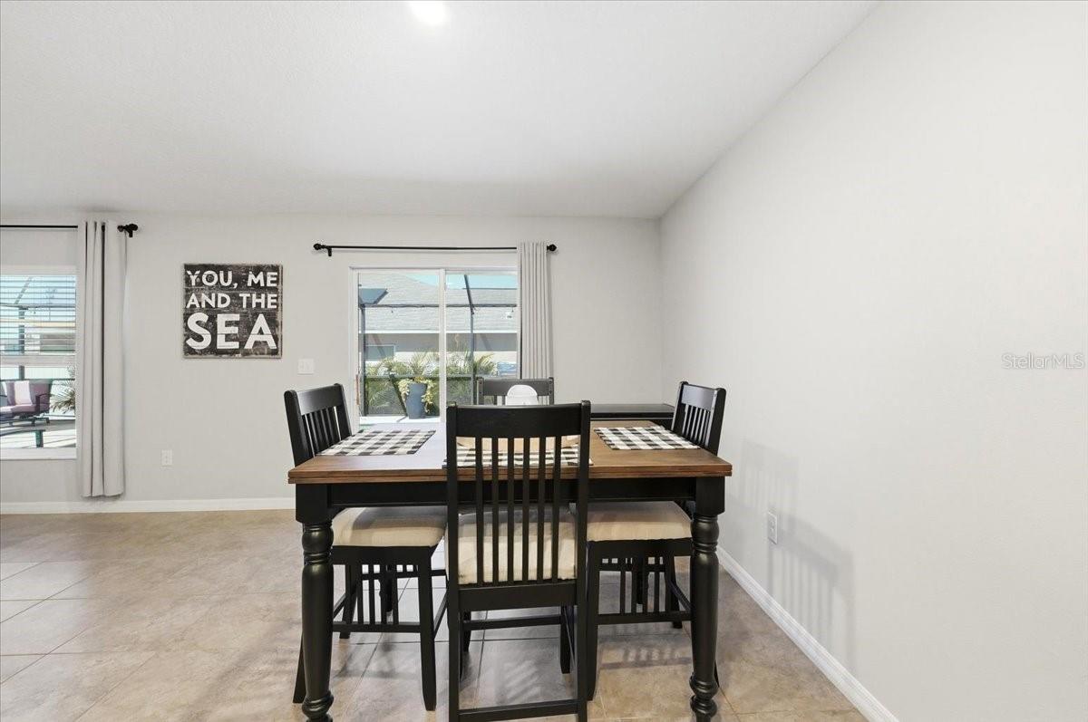 936 Zone Tailed Hawk, Ruskin, FL 33570