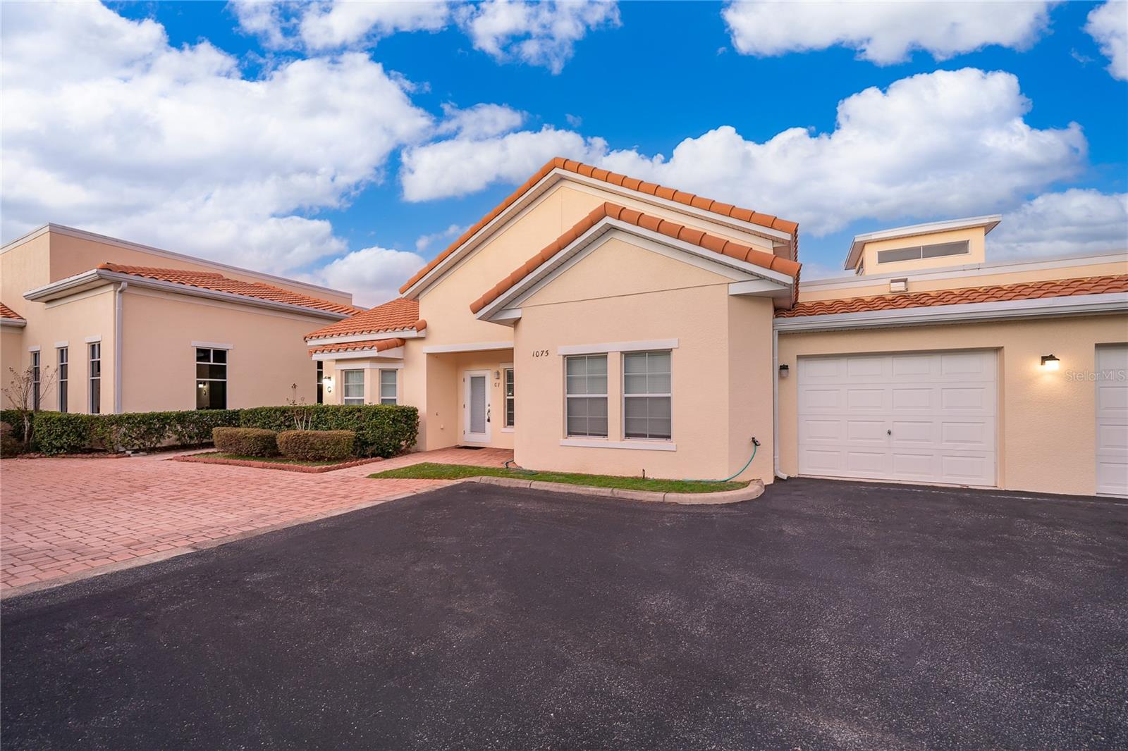 1075 David Walker Unit C-1, Tavares, FL 32778