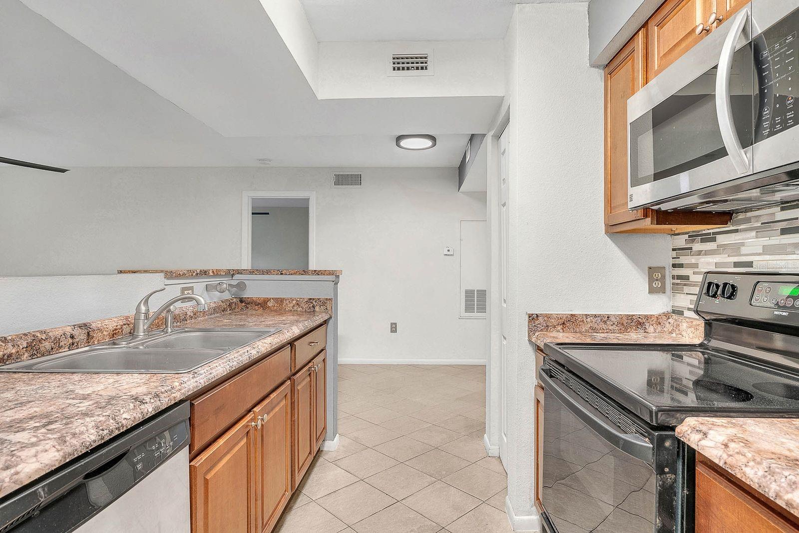 3032 Parkway Unit 201, Kissimmee, FL 34747