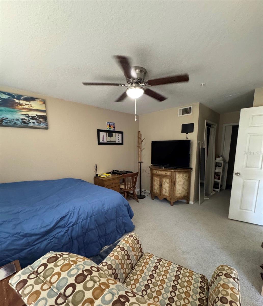 13953 Fairway Island Unit 633, Orlando, FL 32837