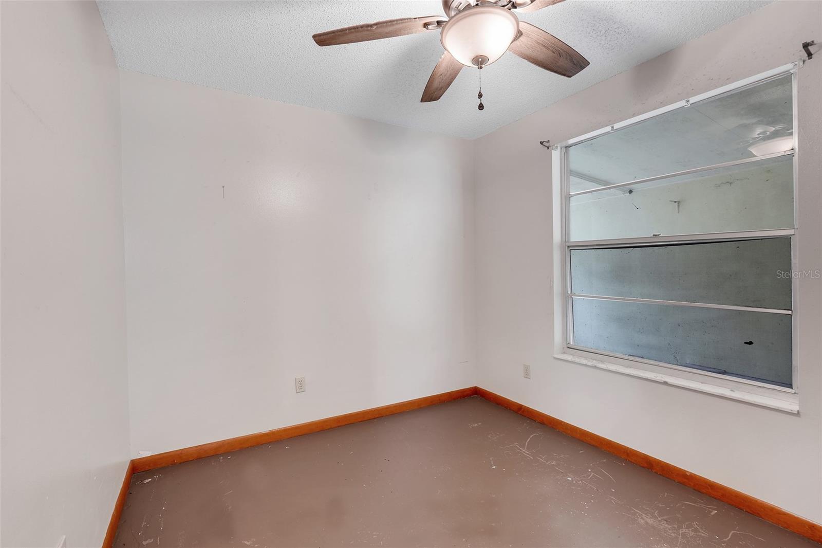 11411 Huggins St, Leesburg, FL 34788