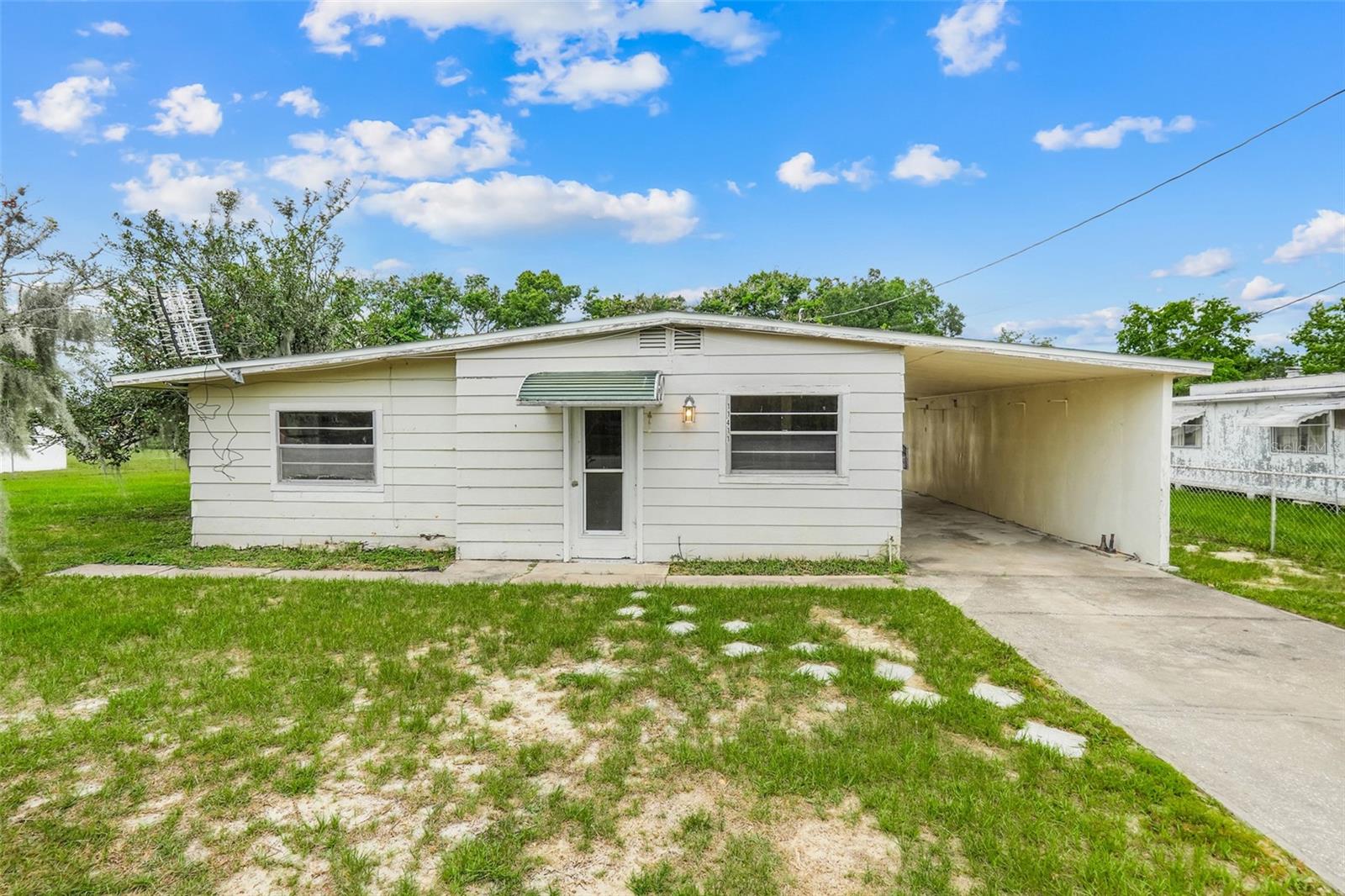 11411 Huggins St, Leesburg, FL 34788