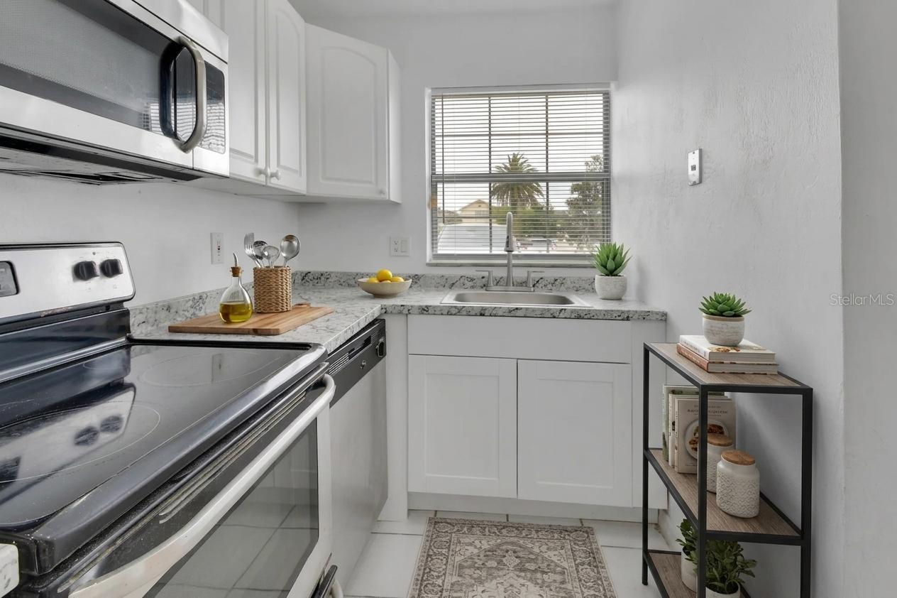 2200 Palmetto Unit A040, Daytona Beach, FL 32119