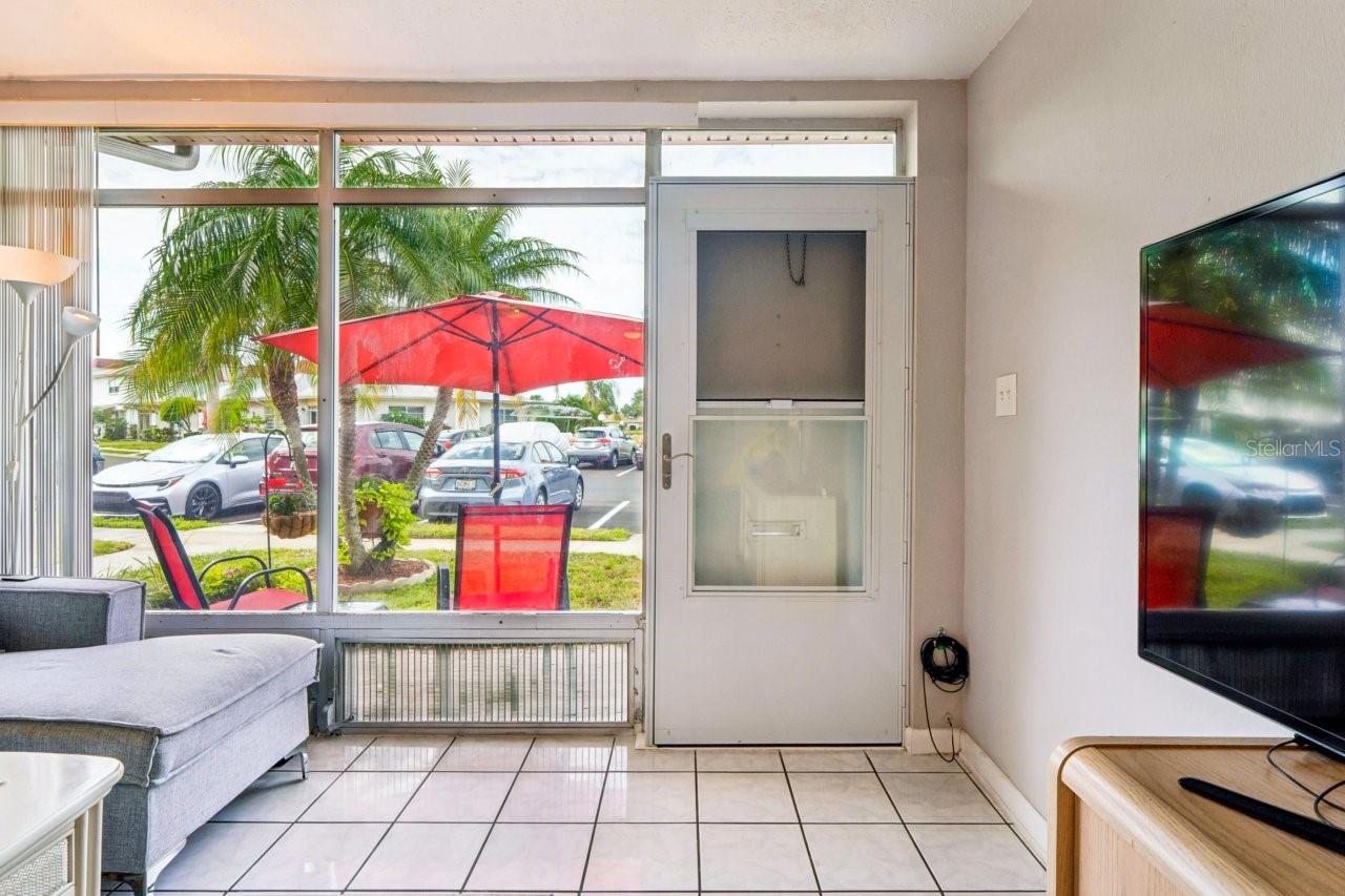 4363 Tahitian Gardens Unit B, Holiday, FL 34691