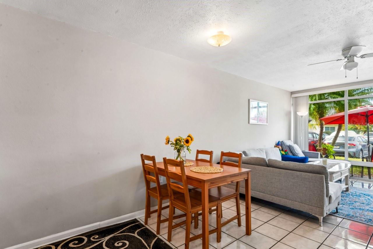 4363 Tahitian Gardens Unit B, Holiday, FL 34691