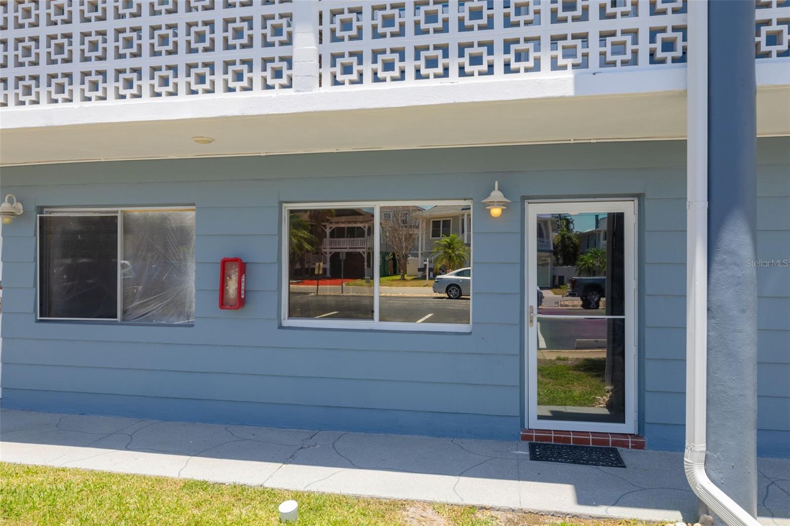 250 126th Unit 104, Treasure Island, FL 33706