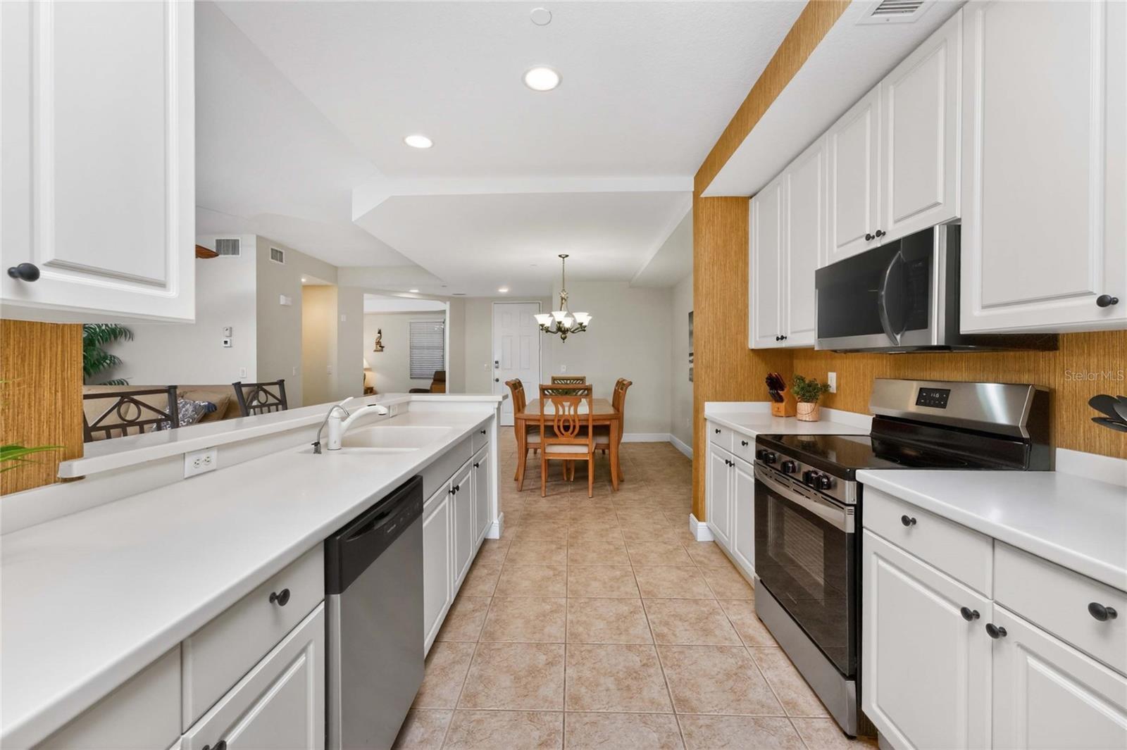 24351 Baltic Ave Unit 203, Punta Gorda, FL 33955