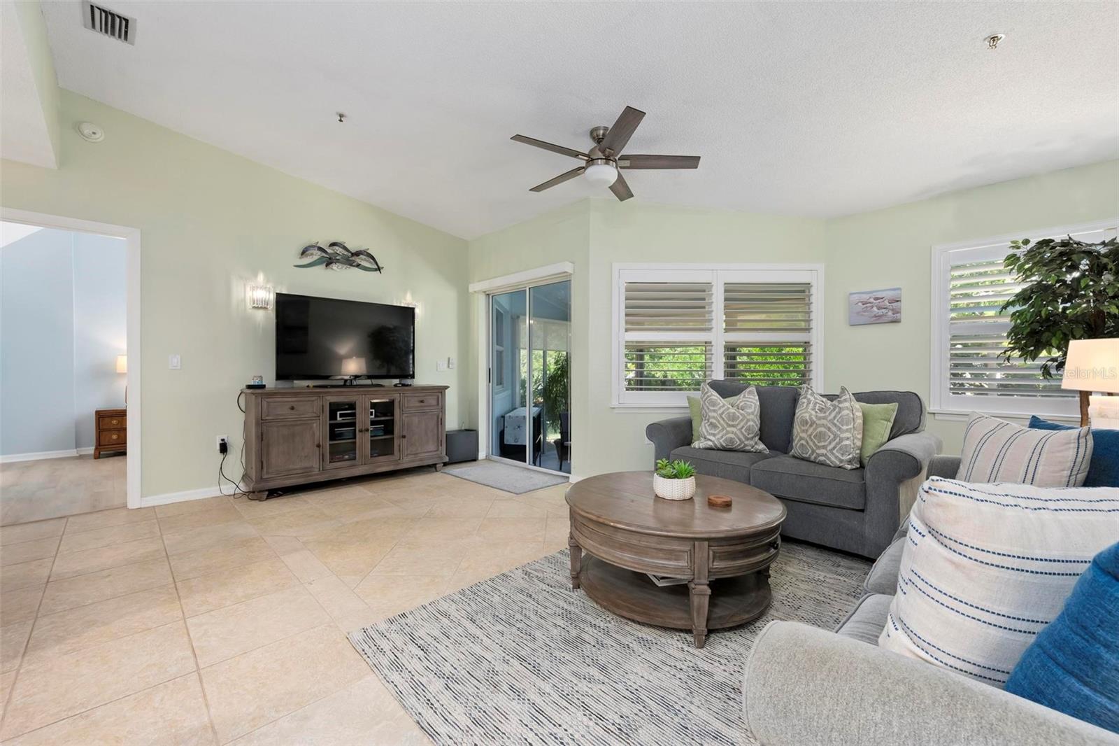 1269 Siesta Bayside Unit 1269c, Sarasota, FL 34242