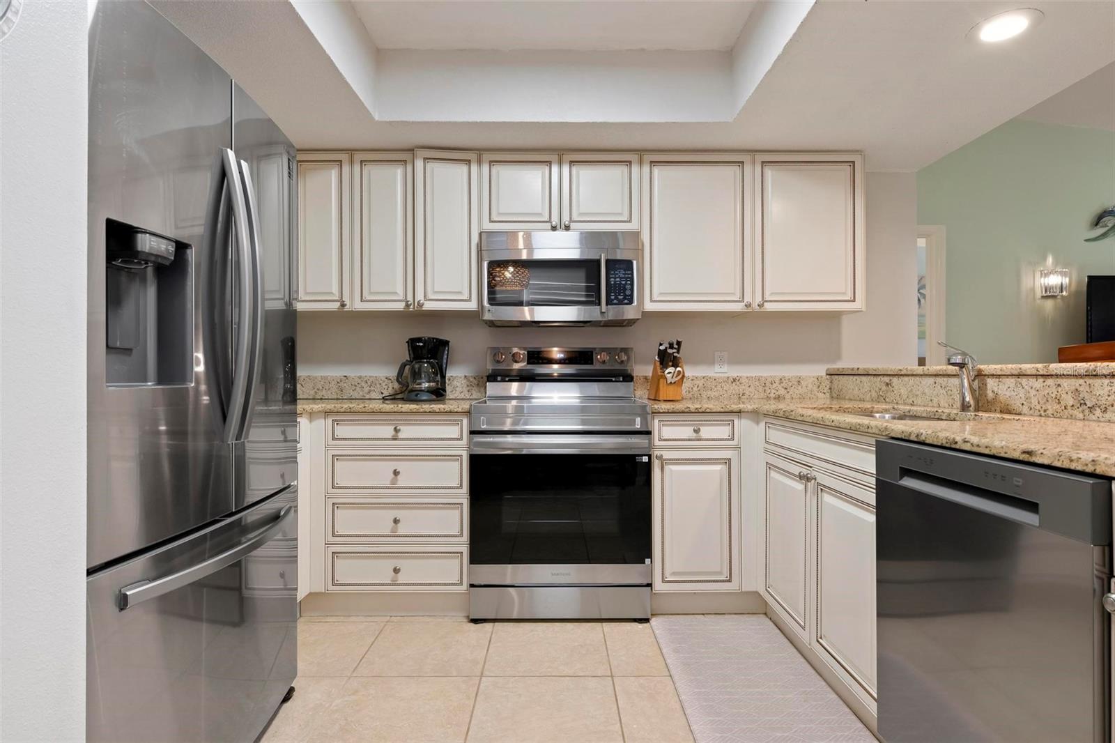 1269 Siesta Bayside Unit 1269c, Sarasota, FL 34242