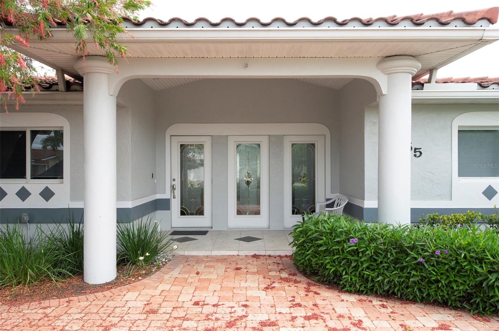 11855 4th, Treasure Island, FL 33706