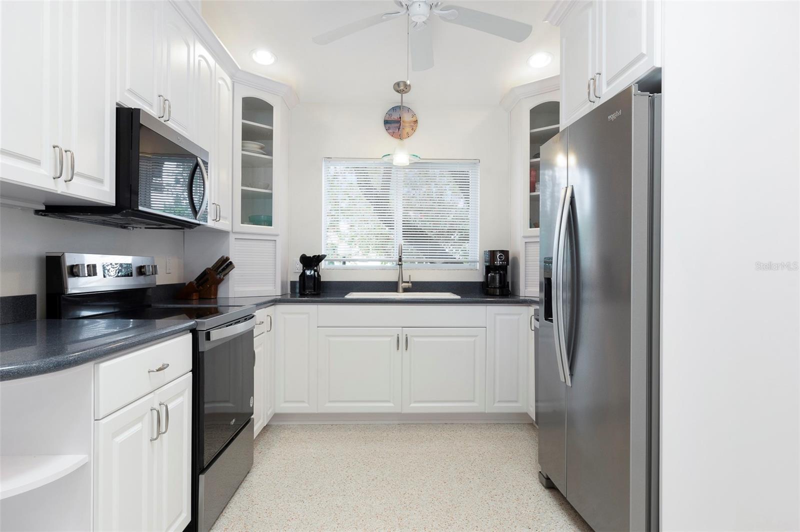 11855 4th, Treasure Island, FL 33706