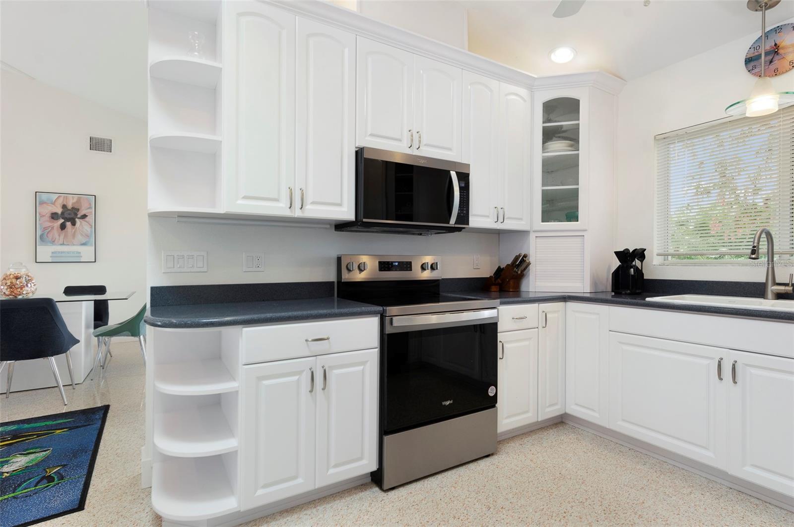 11855 4th, Treasure Island, FL 33706
