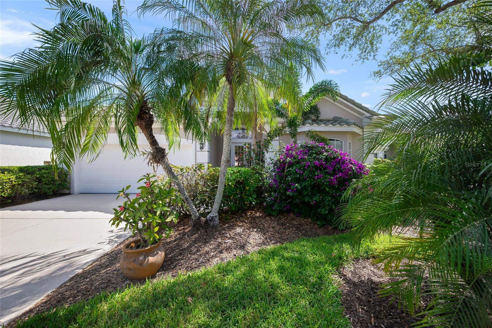 6923 Lennox, University Park, FL 34201