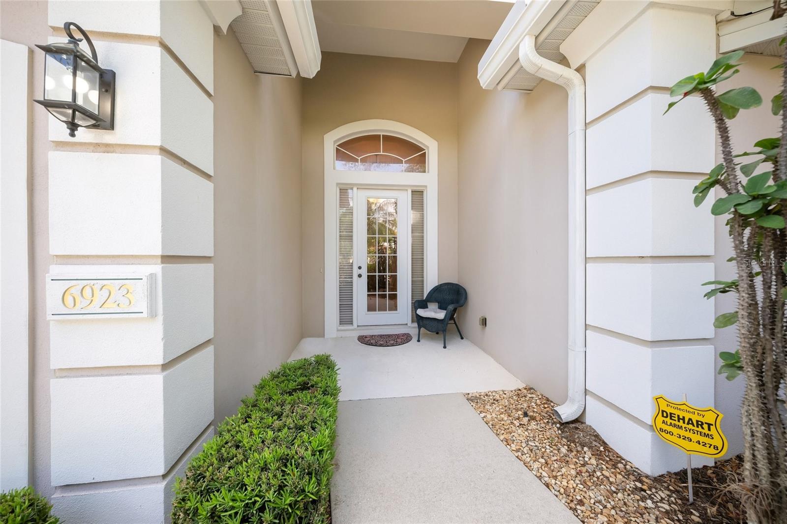 6923 Lennox, University Park, FL 34201