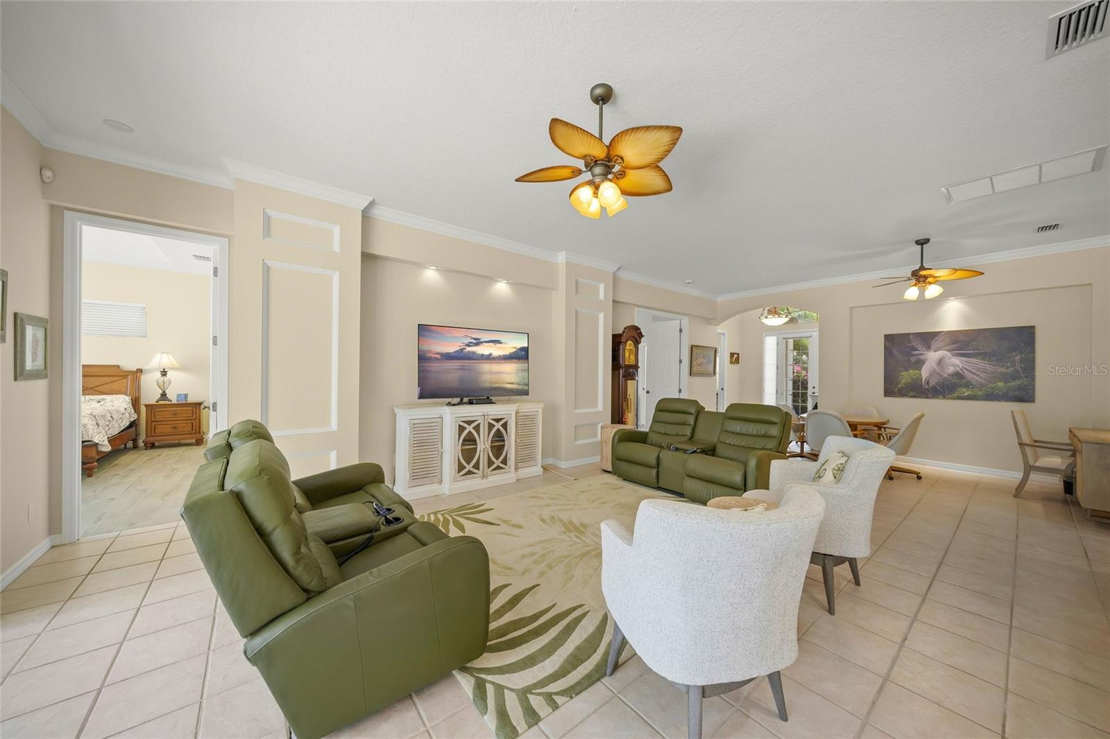 6923 Lennox, University Park, FL 34201