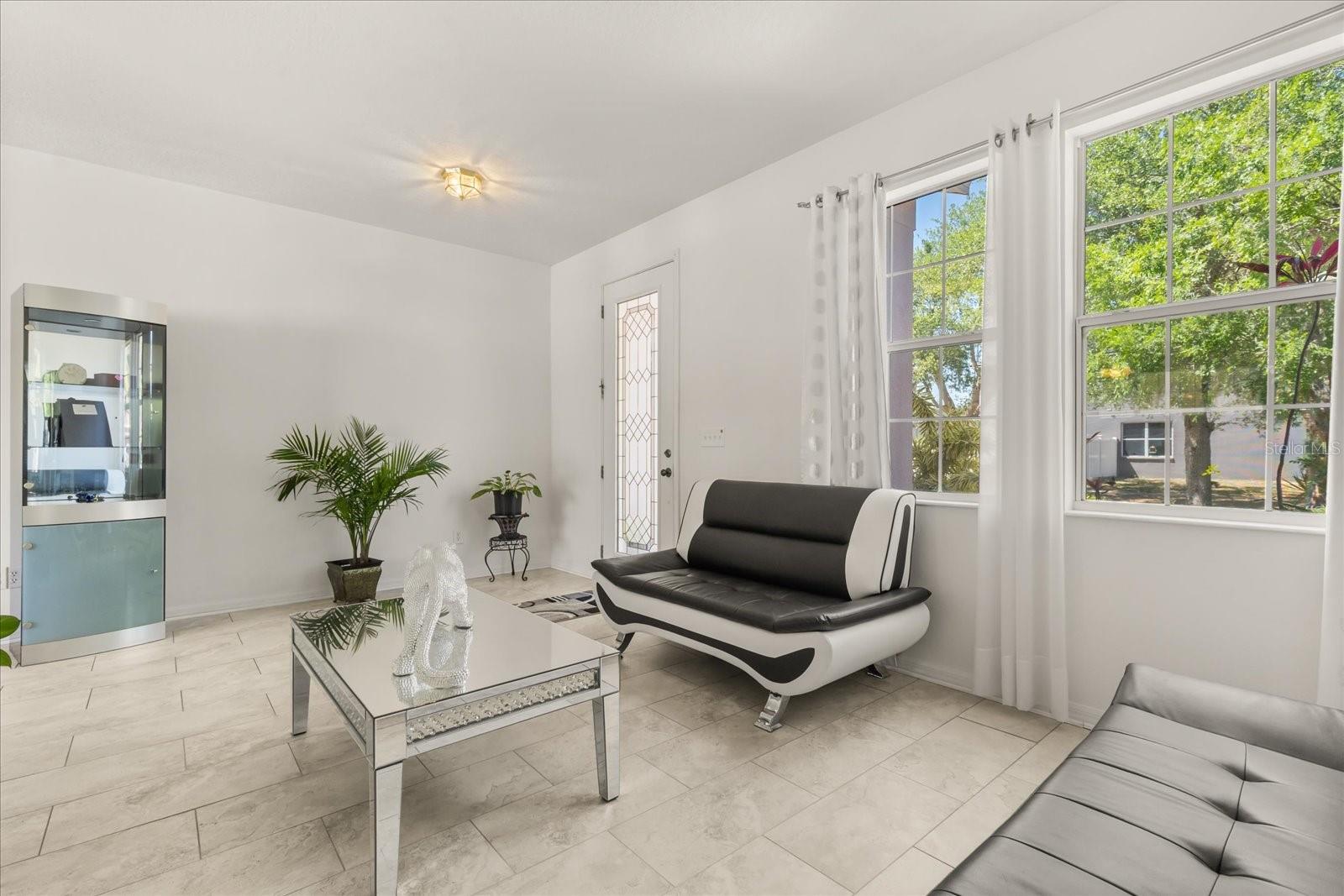 402 Chimney Rock, Ruskin, FL 33570