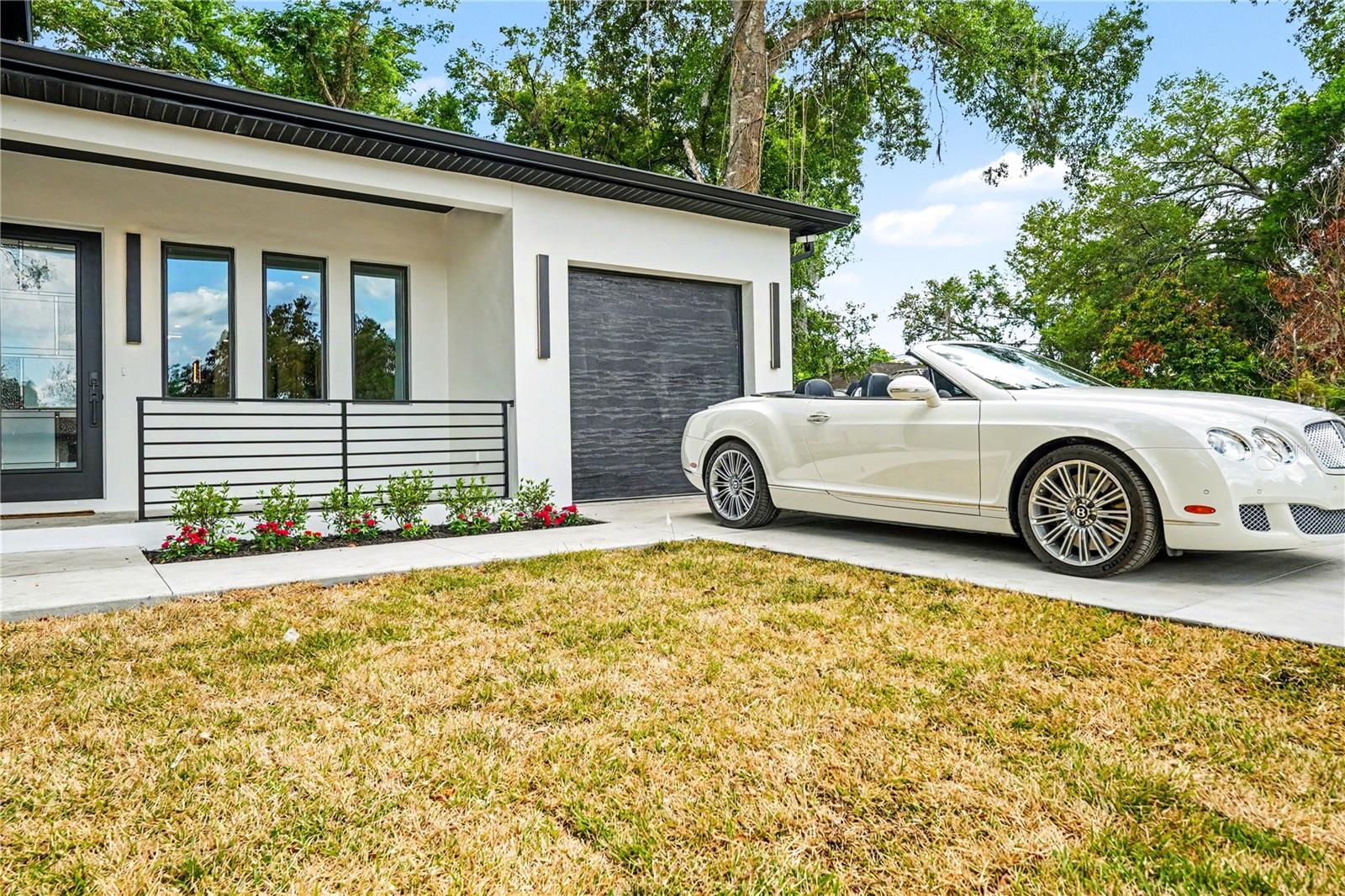 105 Garland, Seffner, FL 33584