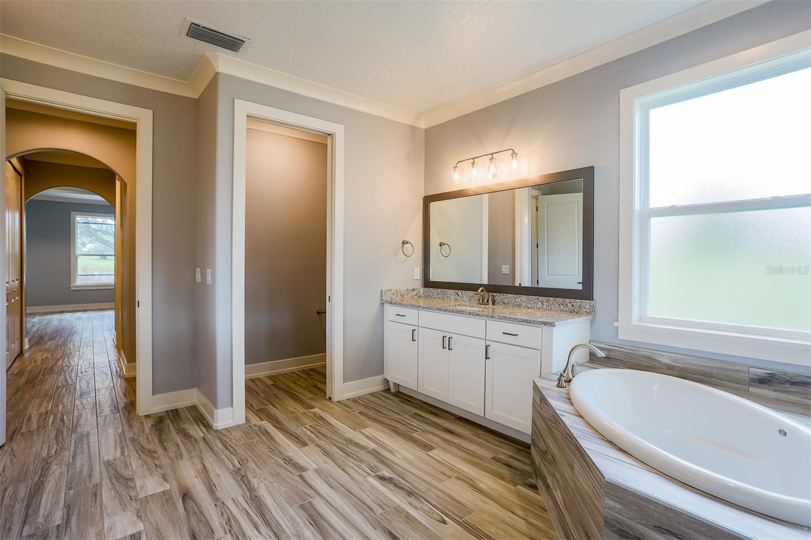 LOT H-19 Island Club, Tavares, FL 32778