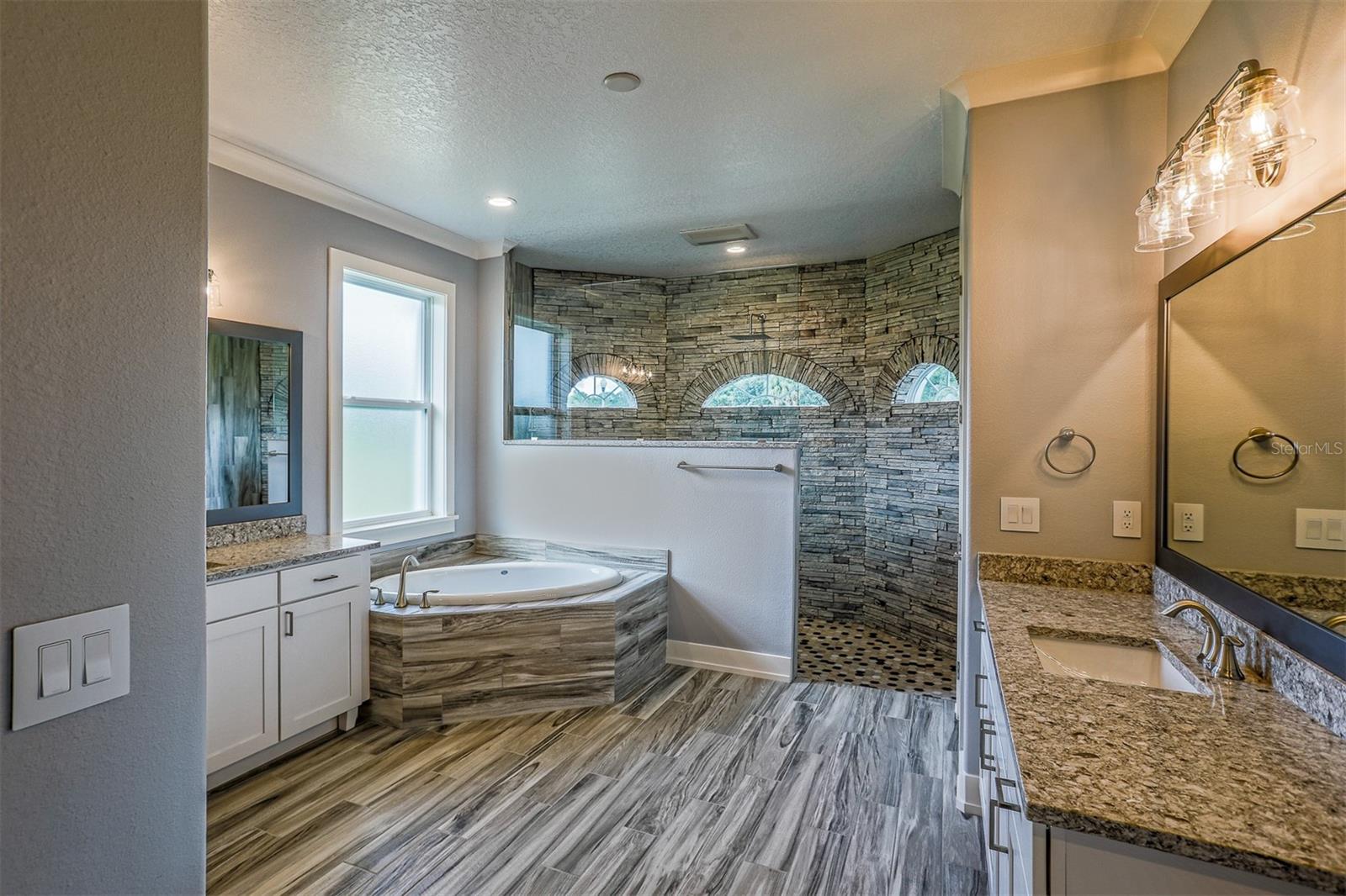 LOT H-19 Island Club, Tavares, FL 32778