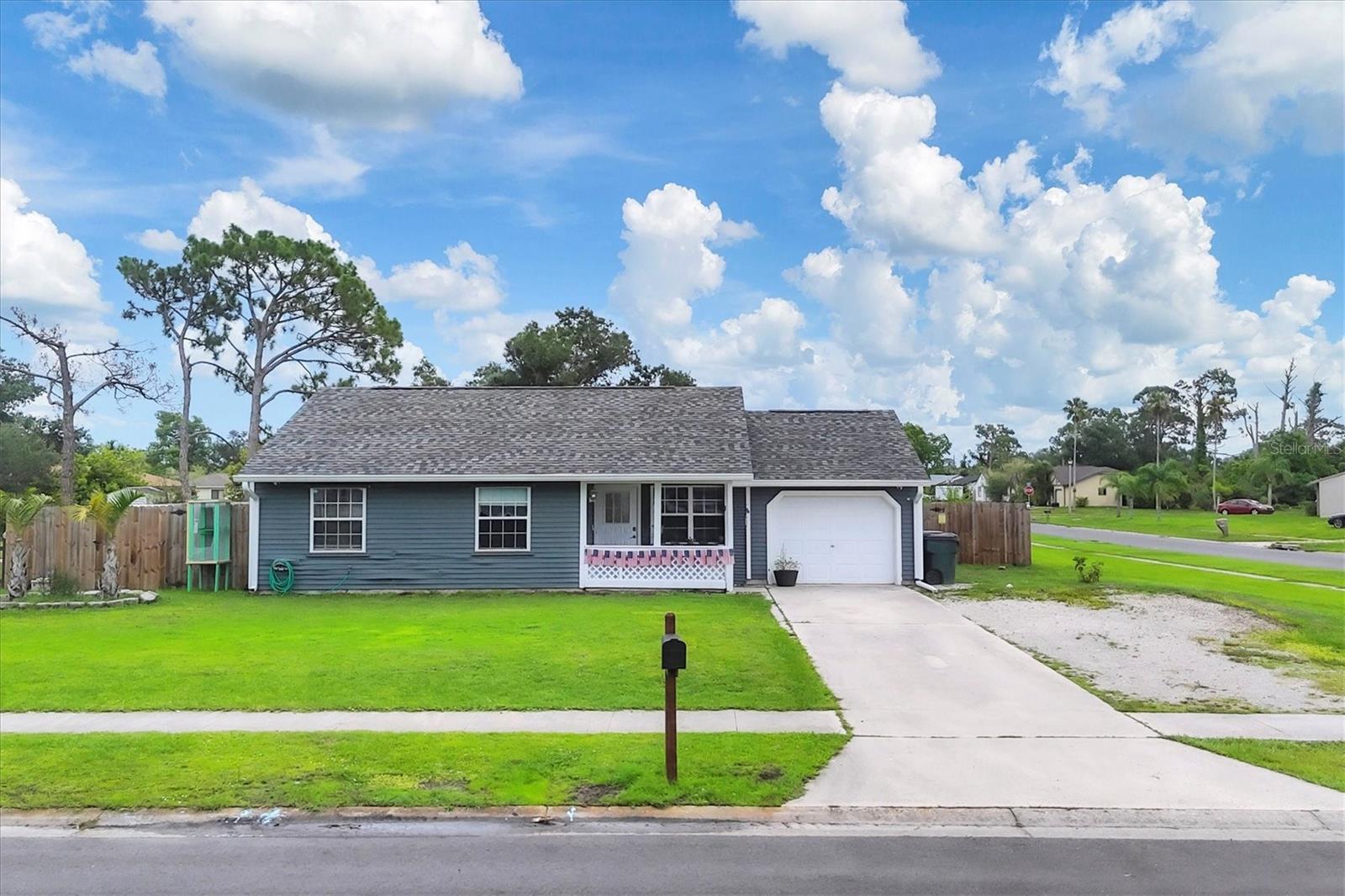 7590 Lyncrest, North Port, FL 34287