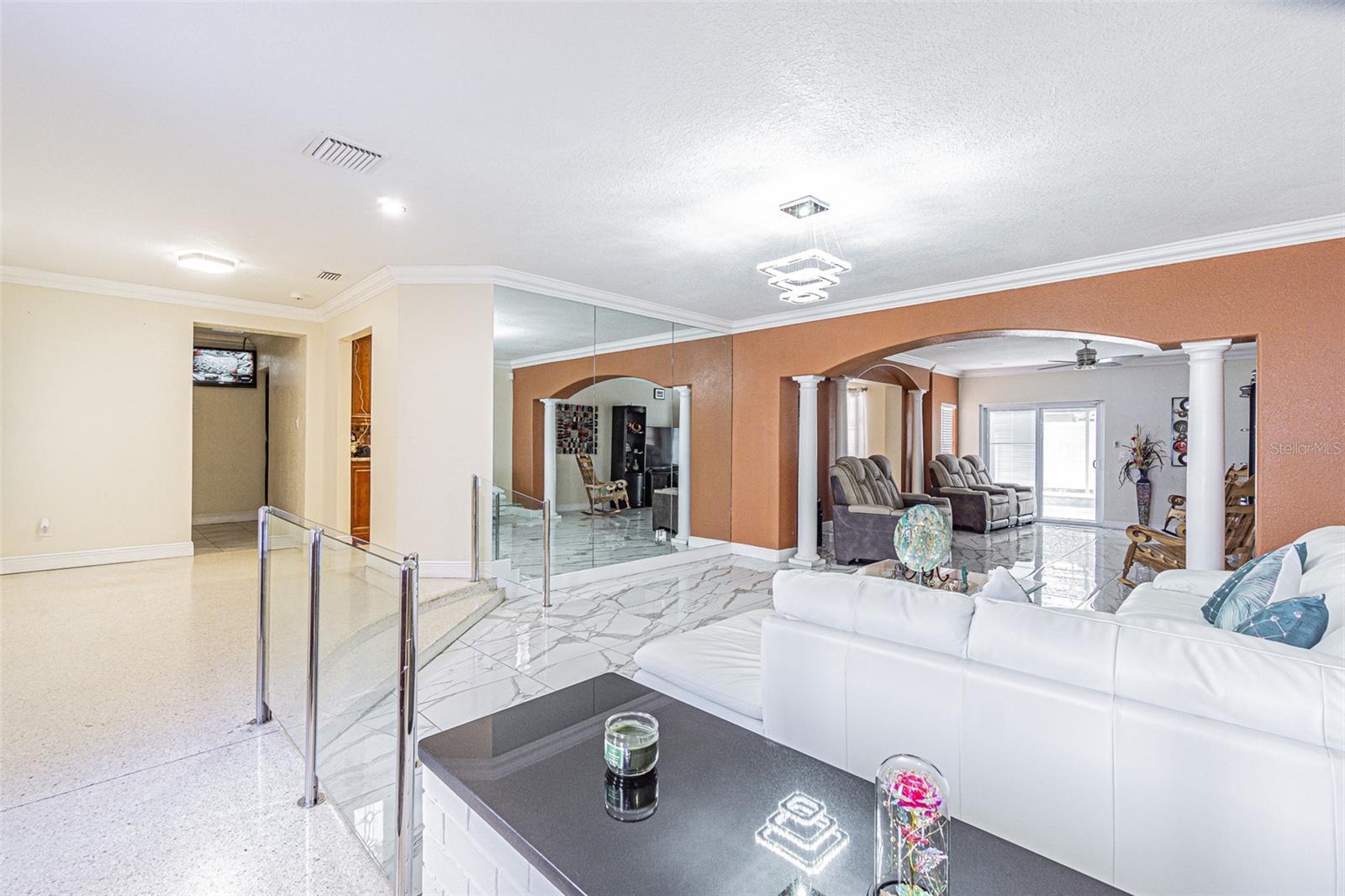 3112 Henry, Tampa, FL 33614