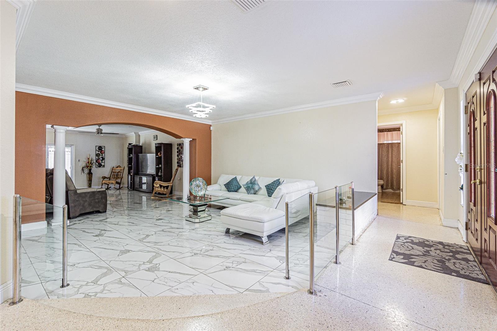 3112 Henry, Tampa, FL 33614
