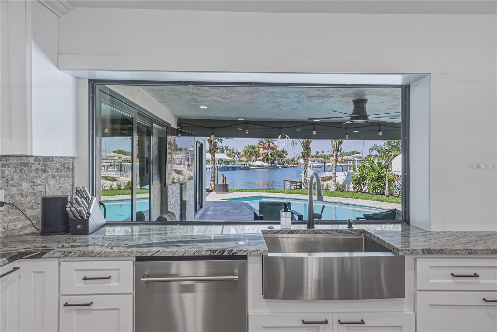 4201 37th, St Petersburg, FL 33711
