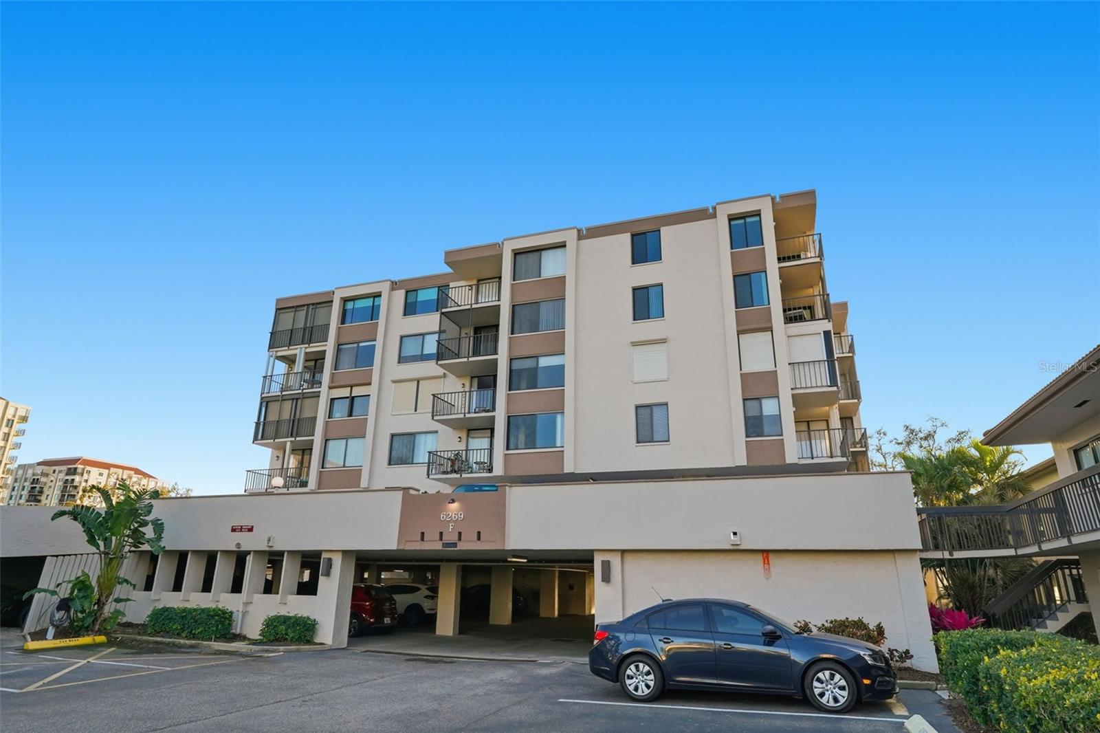 6269 Palma del Mar Unit 608, St Petersburg, FL 33715