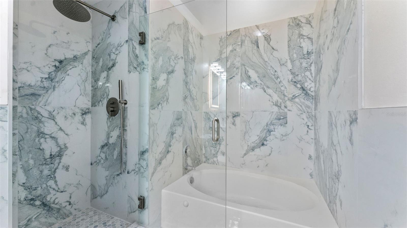 11708 Carrollwood Cove, Tampa, FL 33624