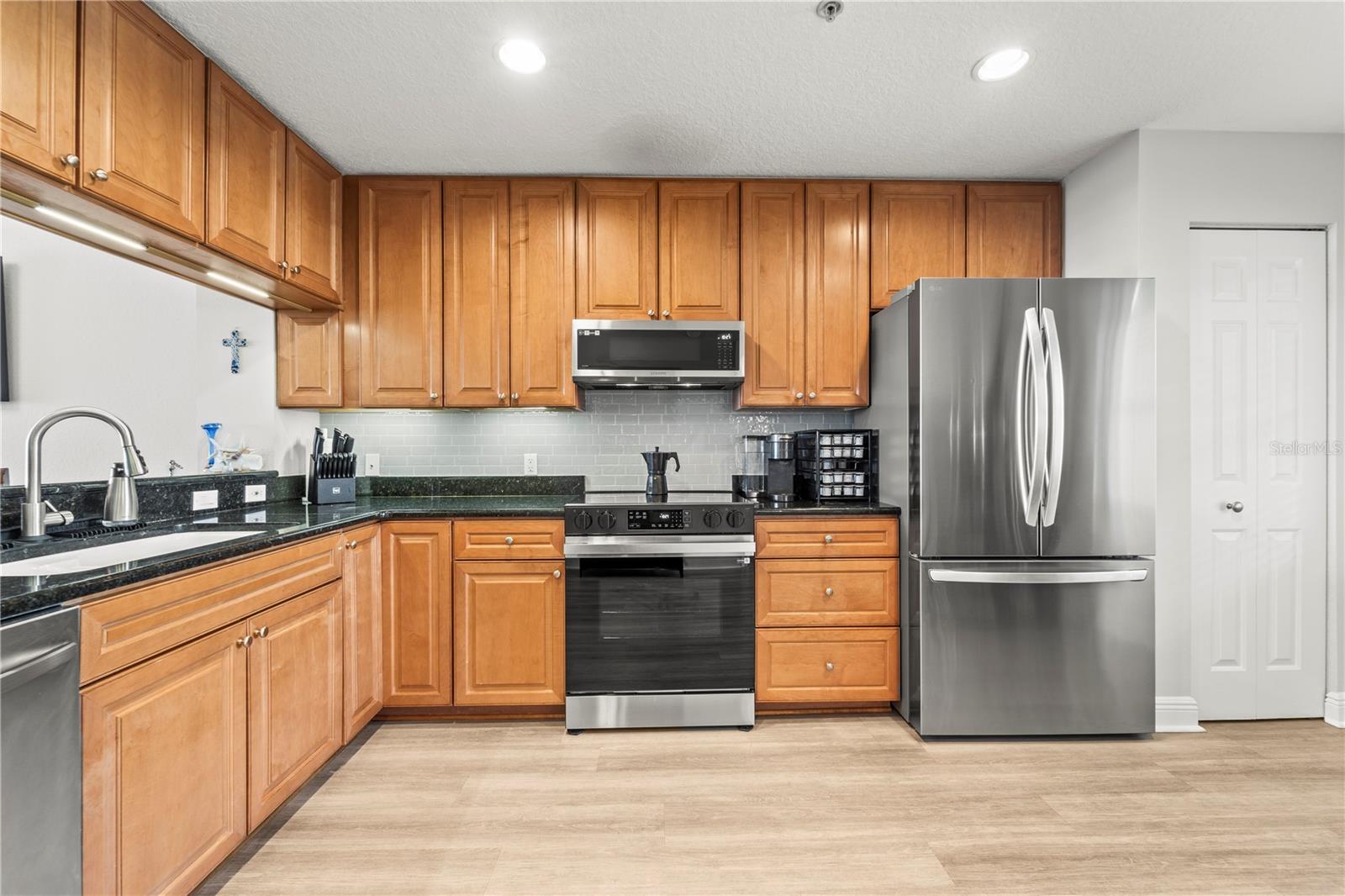 425 150th Unit 2303, Madeira Beach, FL 33708