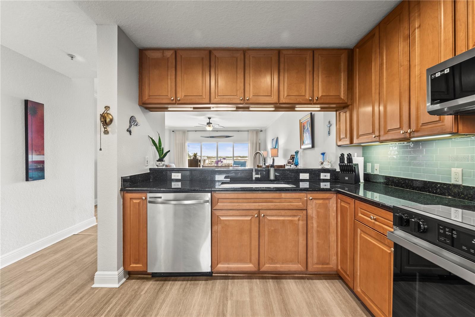 425 150th Unit 2303, Madeira Beach, FL 33708