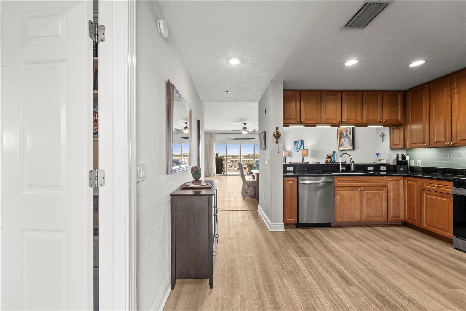 425 150th Unit 2303, Madeira Beach, FL 33708