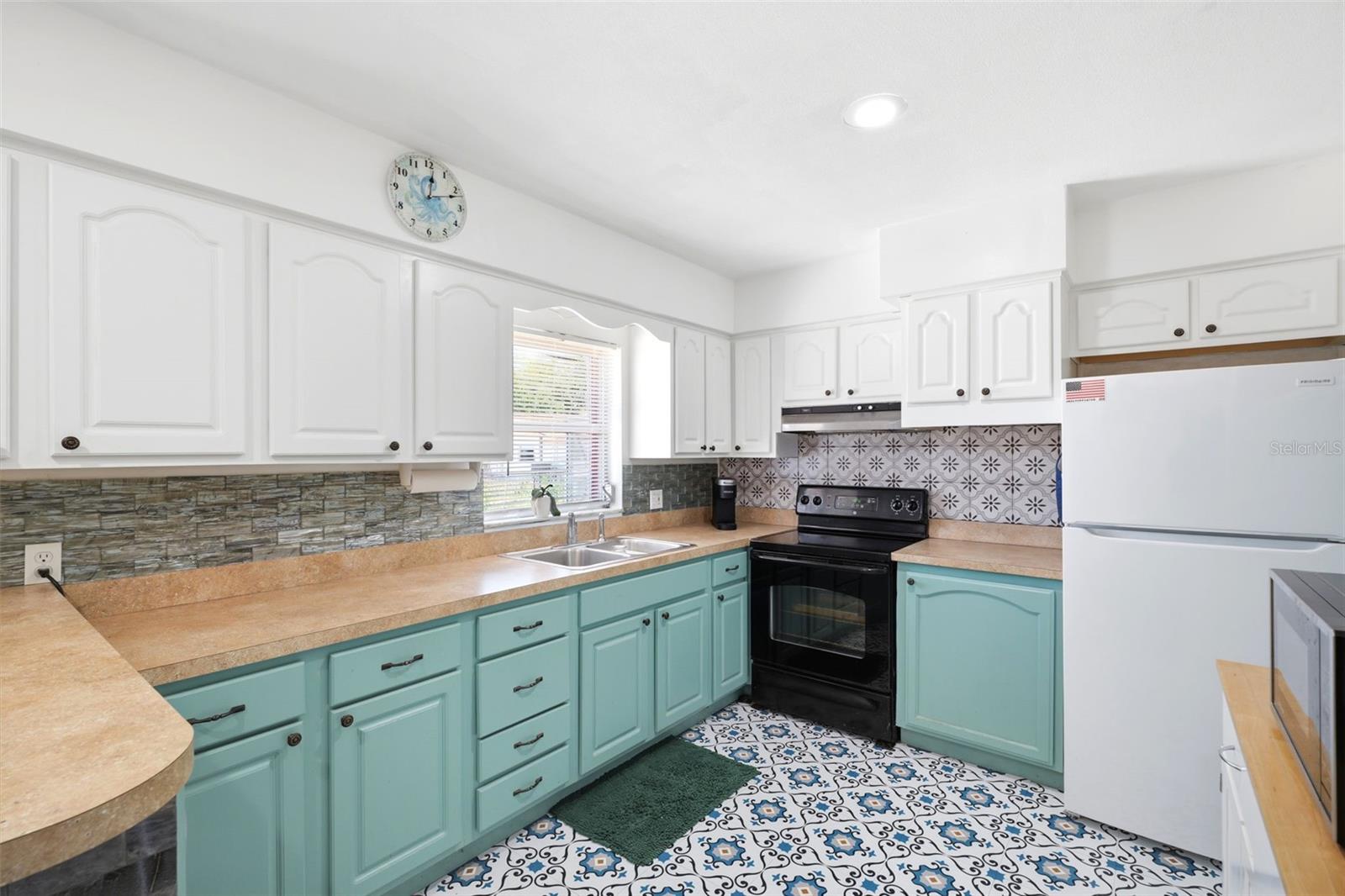 764 13th, Crystal River, FL 34428