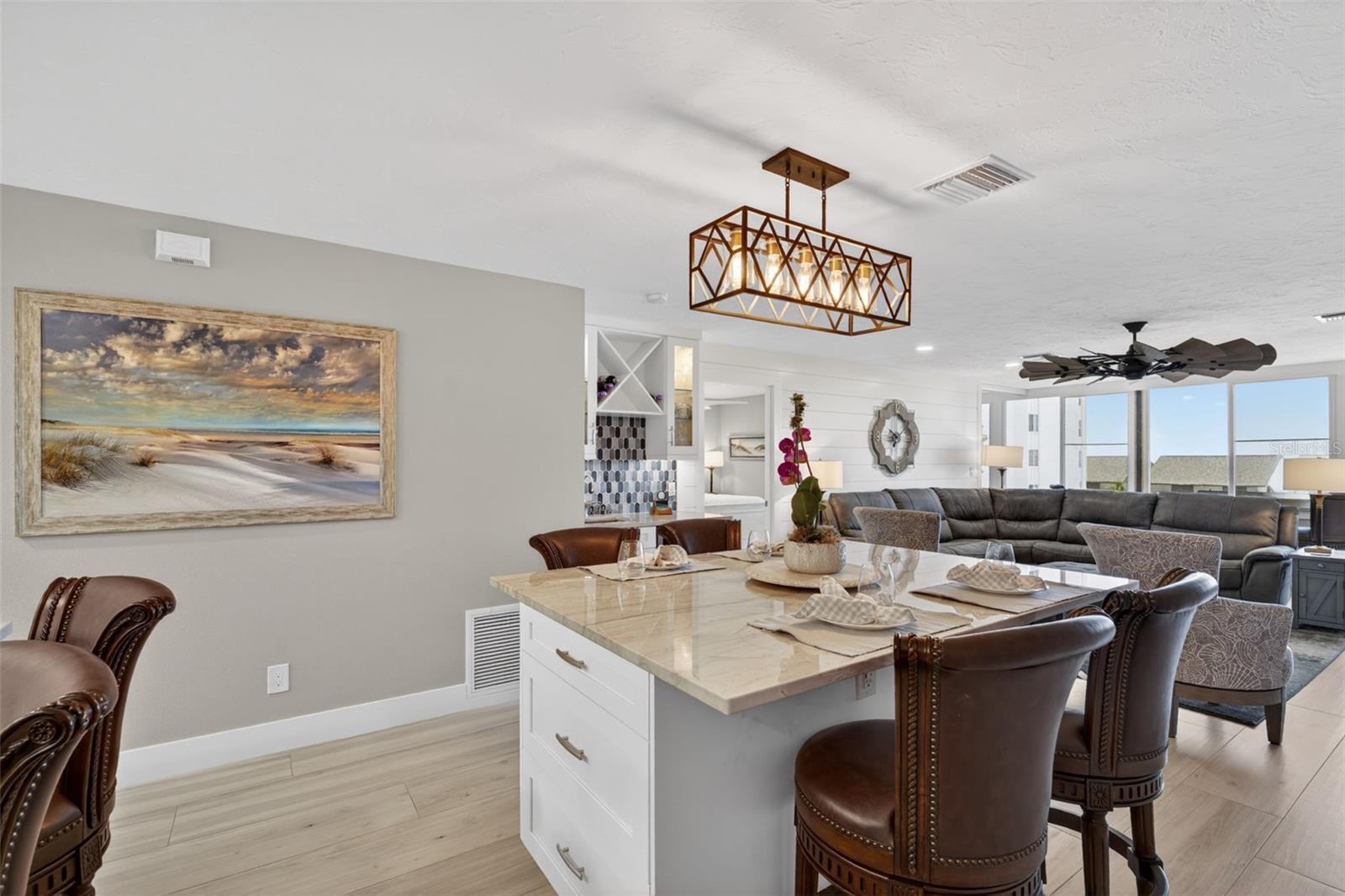 1080 Peppertree Unit 305a, Sarasota, FL 34242