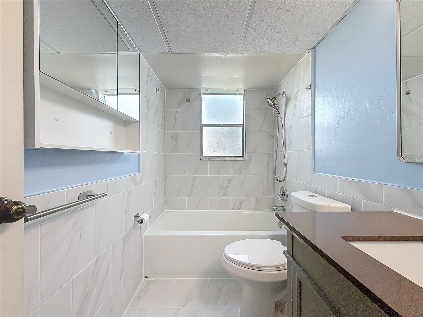 2850 Somerset Unit 204l, Lauderdale Lakes, FL 33311