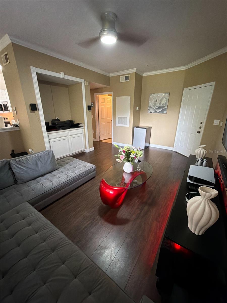 2600 Robert Trent Jones Unit 914, Orlando, FL 32835