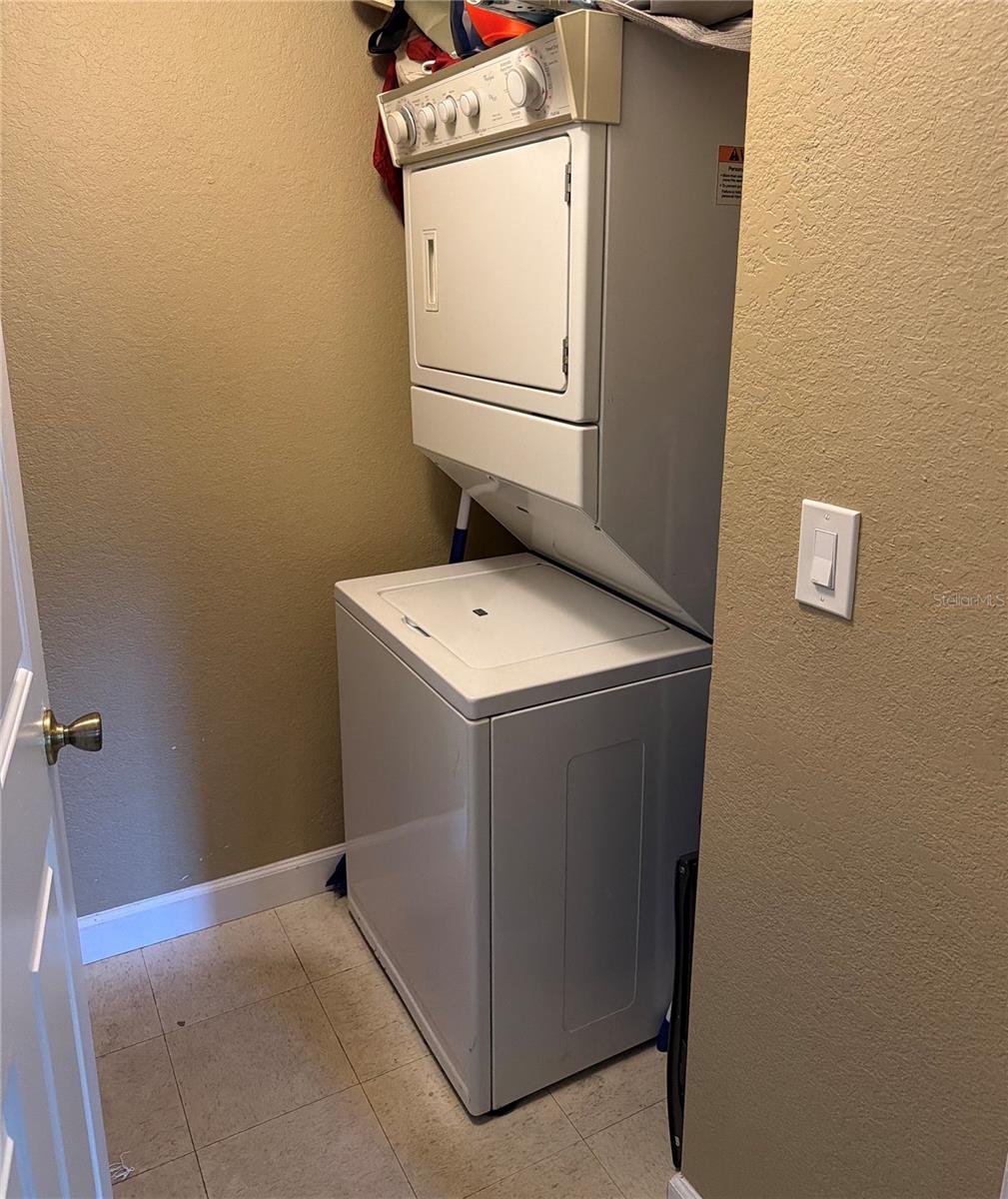 2600 Robert Trent Jones Unit 914, Orlando, FL 32835