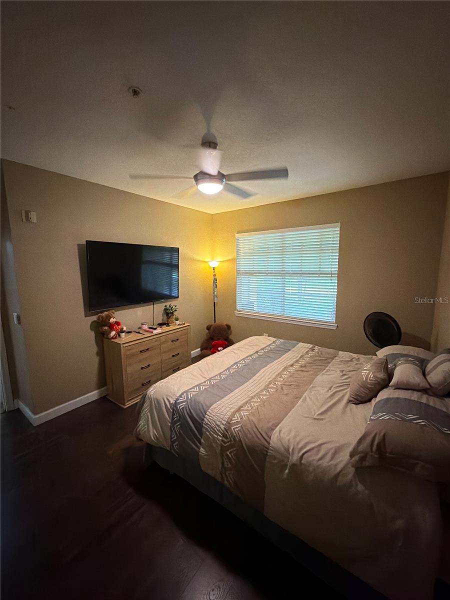 2600 Robert Trent Jones Unit 914, Orlando, FL 32835