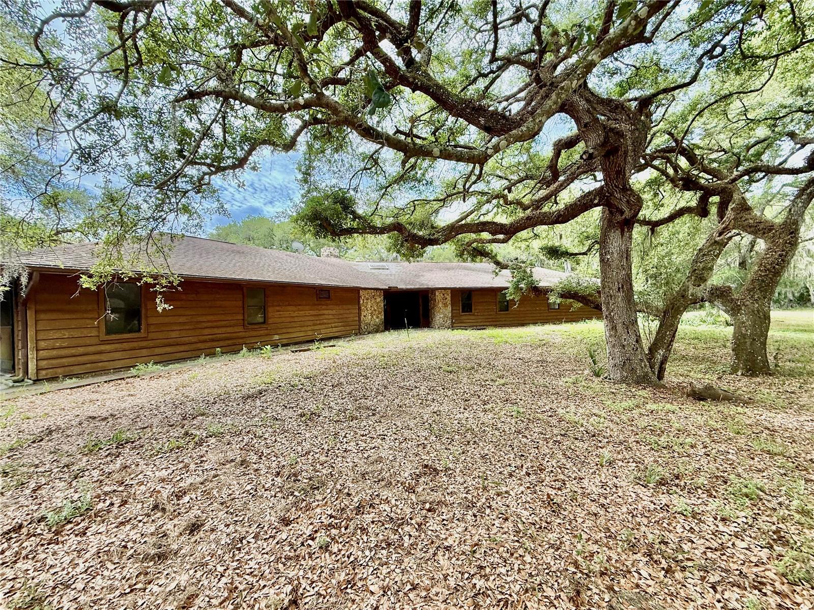 175 Baywood, Oak Hill, FL 32759