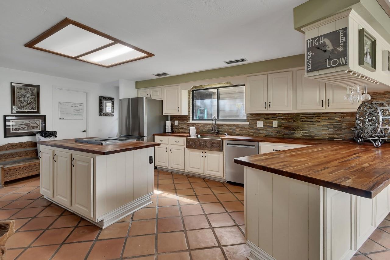 175 Baywood, Oak Hill, FL 32759