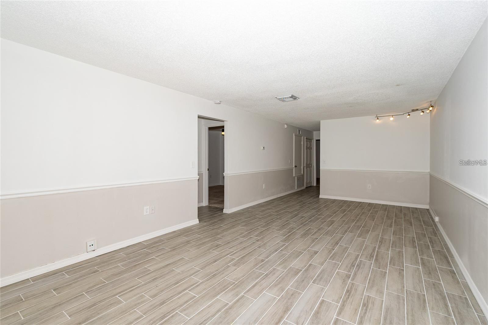 1267 Woodman, Orlando, FL 32818