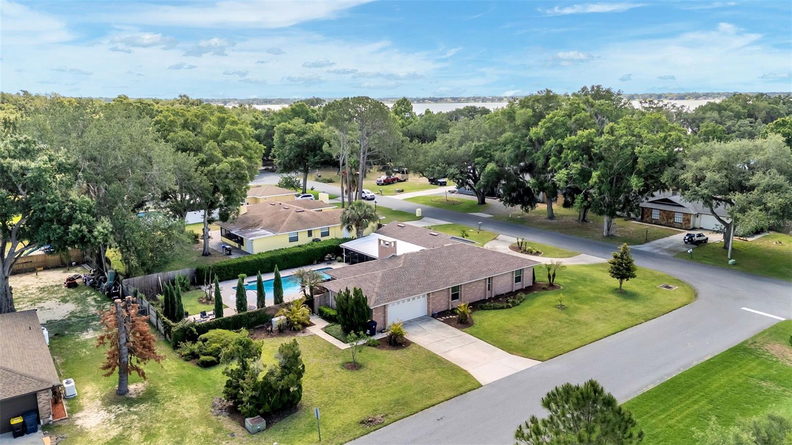 906 Crestview, Auburndale, FL 33823