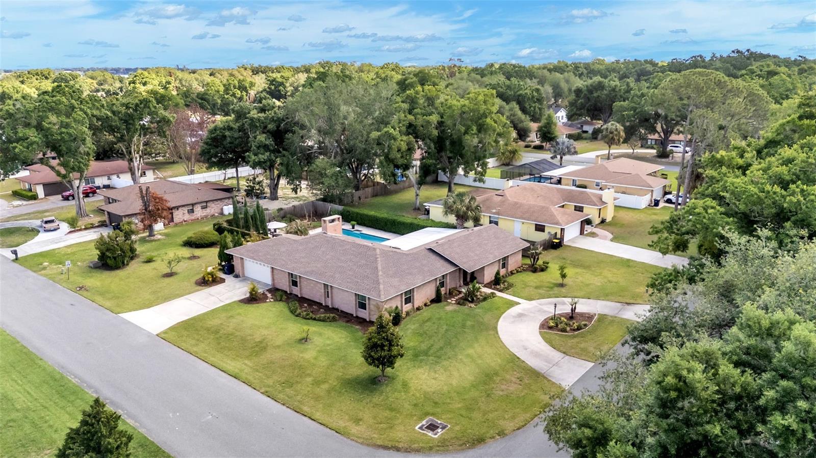 906 Crestview, Auburndale, FL 33823