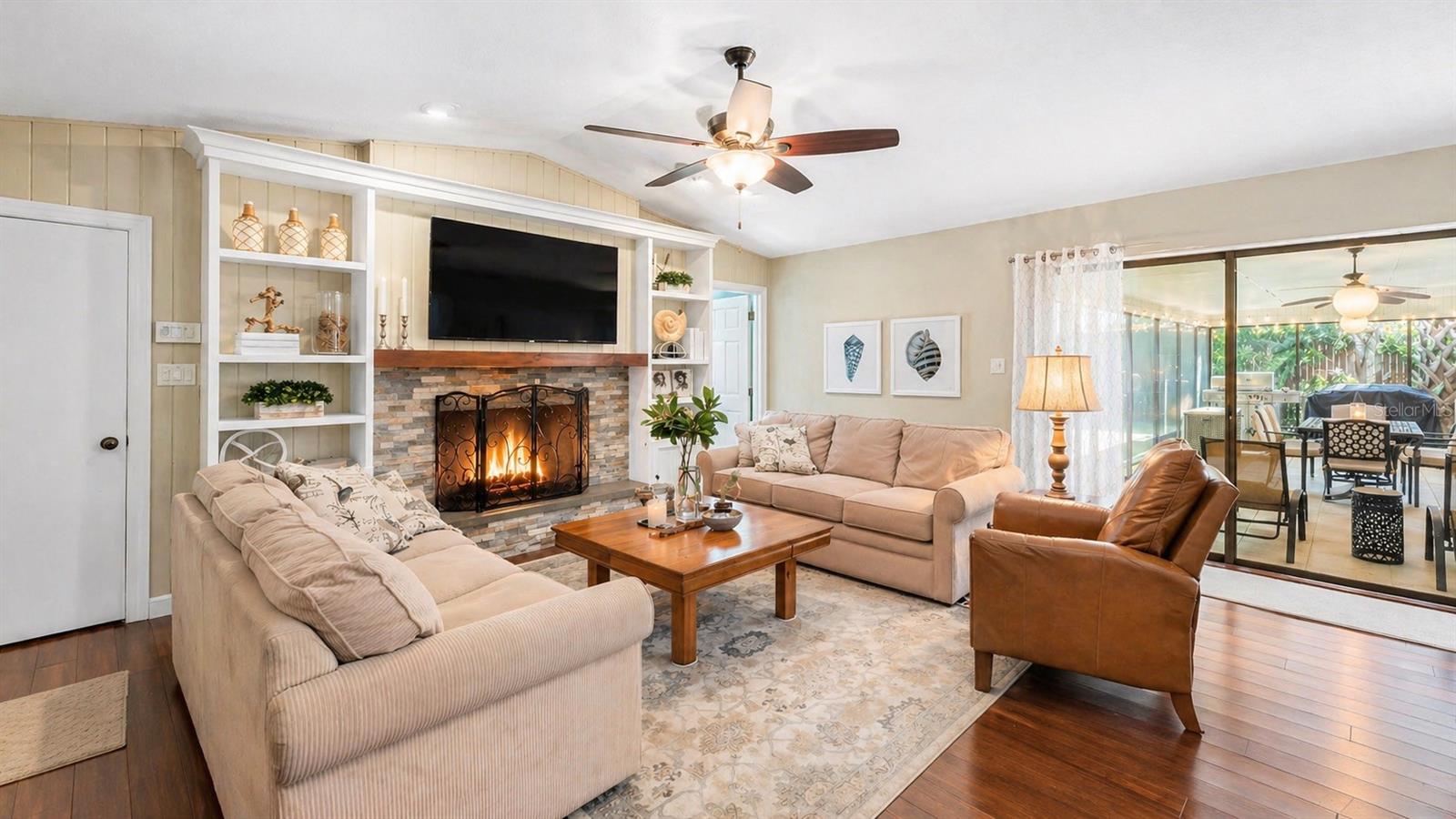 906 Crestview, Auburndale, FL 33823